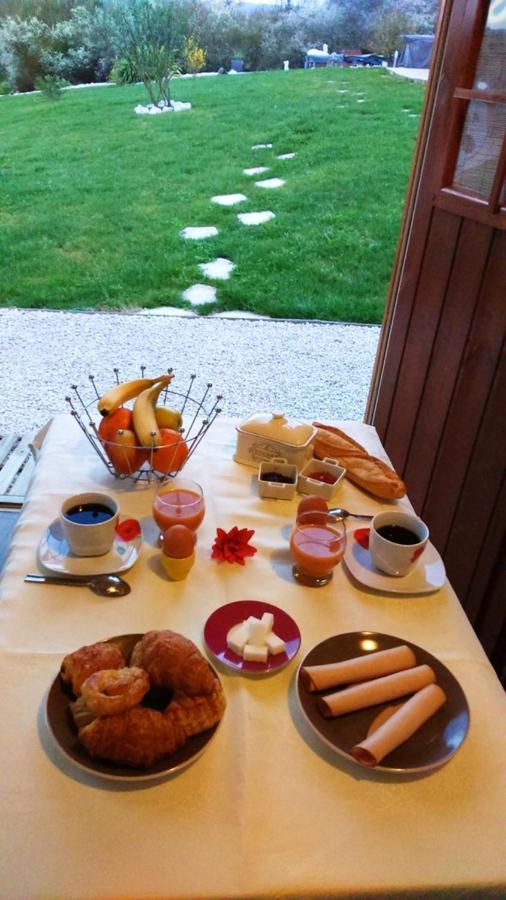 Chalet Charmant A Dausse Avec Piscine Et Jardin Esterno foto
